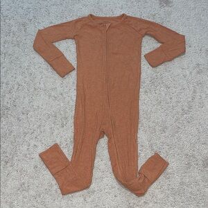 EUC Little Sleepies Ribbed Zippy